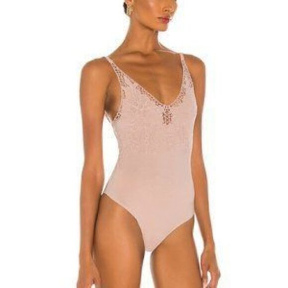 Free People Women’s Lea Floral Embroidery Bodysuit – Pearl Pink – Size S NWT - Picture 5 of 10